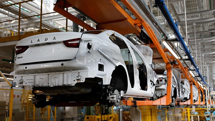 В "АвтоВАЗе" ответили на вопрос о возможном сокращении персонала