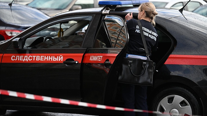 Троих белгородцев судят за вымогательство денег у участника СВО