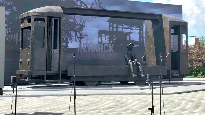 В Екатеринбурге открыли памятник Балабанову