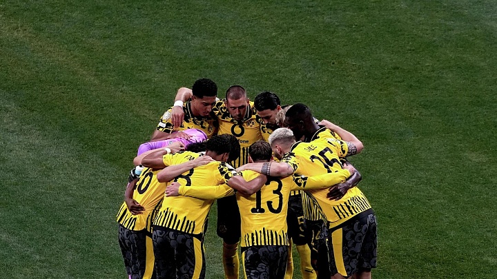 Футболисты дортмундской "Боруссии" разгромили "Вердер"